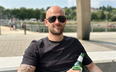 bald guy sunglasses